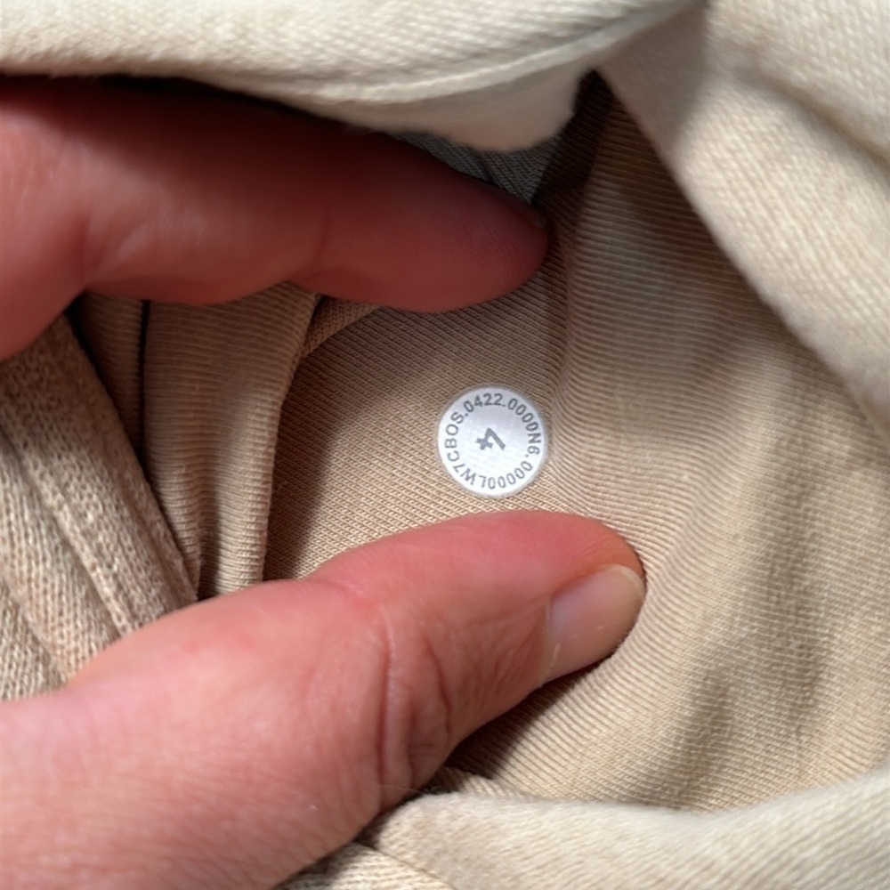 Lululemon Scuba High-Rise Short 5" Trench - Picture 5 of 6